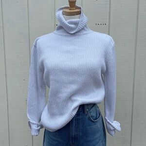 Falls Creek Silver 90s Turtleneck Size Medium